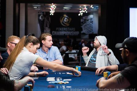 Sex spelare kvar i PSC Panama Main Event – Alla svenskar utslagna