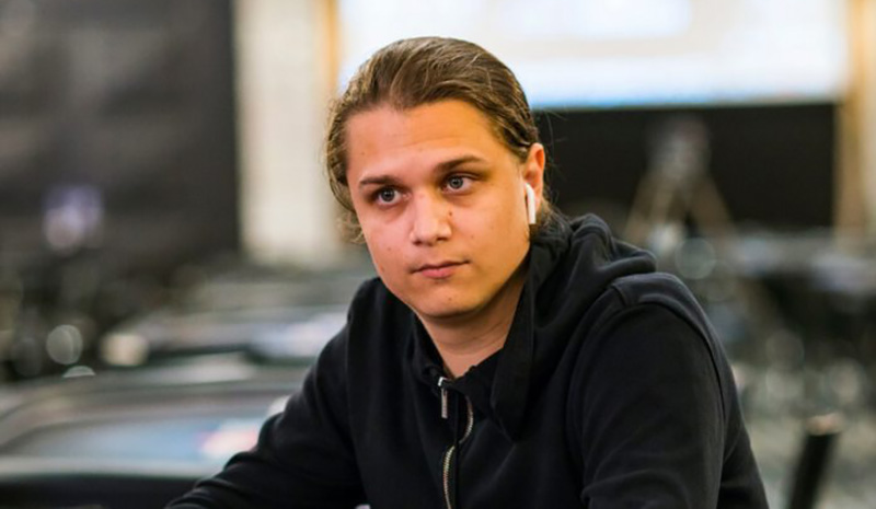 Niklas "Lena900" Åstedt biography